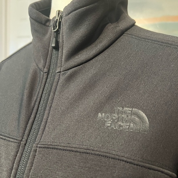 The North Face Women’s Apex Bionic 2 Softshell Jacket Black Size M - Picture 2 of 13